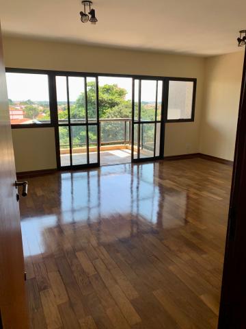 Alugar Apartamento / Padrão em Araçatuba. apenas R$ 650.000,00