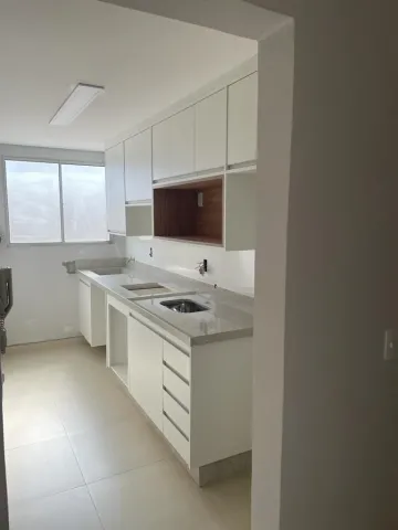 Apartamento / Padrão em Araçatuba , Comprar por R$(V) 170.000,00