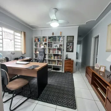 Casa / Residencial em Araçatuba , Comprar por R$(V) 455.000,00