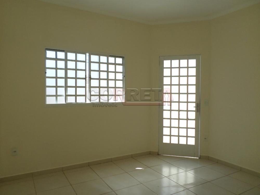 Alugar Casa / Residencial em Araçatuba R$ 800,00 - Foto 2