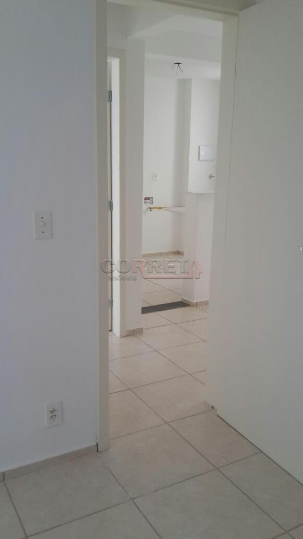Alugar Apartamento / Padrão em Araçatuba R$ 1.000,00 - Foto 4