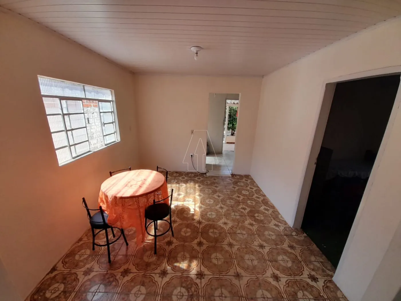 Alugar Casa / Residencial em Araçatuba R$ 500,00 - Foto 4