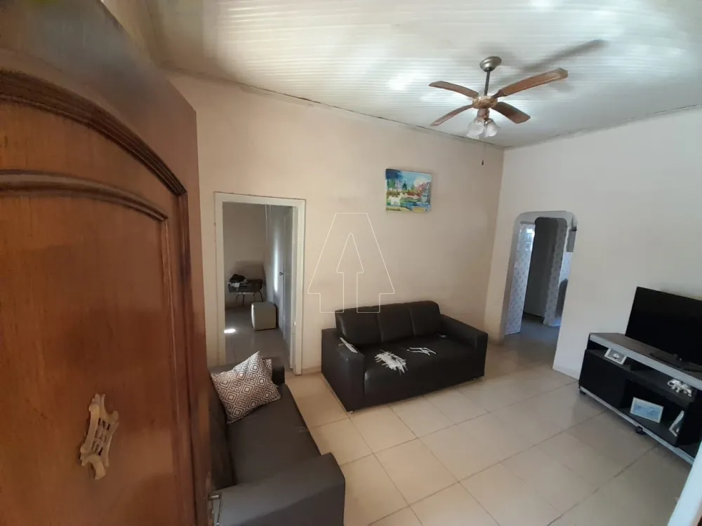 Alugar Casa / Residencial em Araçatuba R$ 950,00 - Foto 2