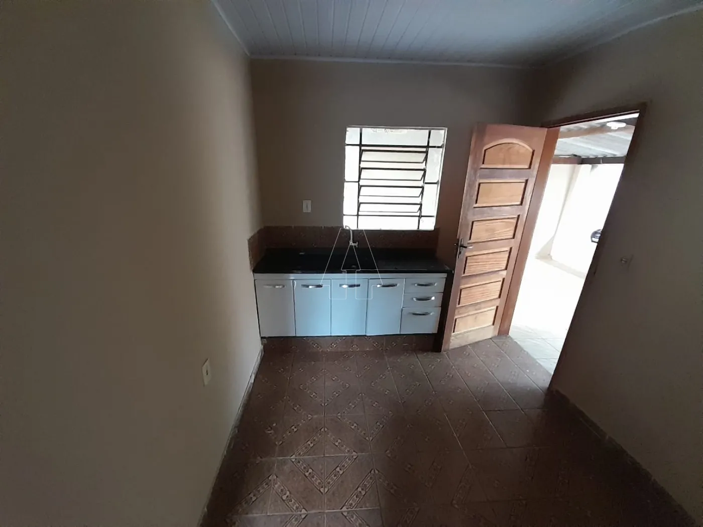 Alugar Casa / Residencial em Araçatuba R$ 800,00 - Foto 6