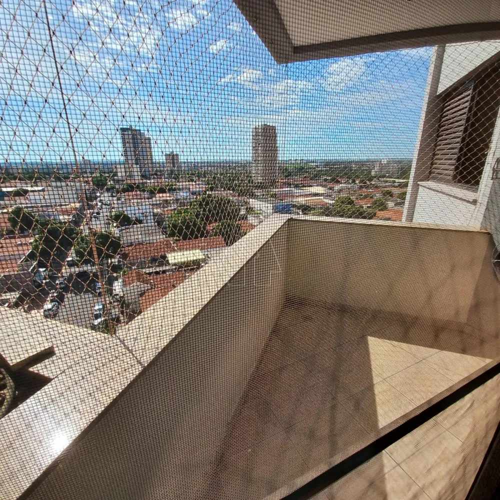 Comprar Apartamento / Padrão em Araçatuba R$ 480.000,00 - Foto 4
