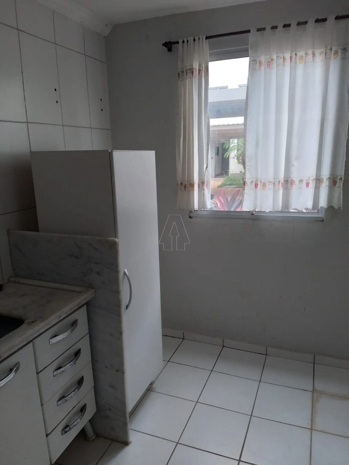 Alugar Apartamento / Padrão em Araçatuba R$ 1.250,00 - Foto 2