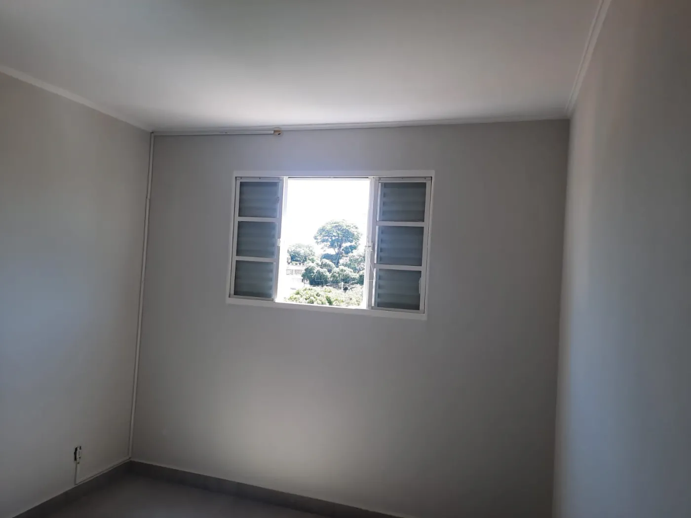 Comprar Apartamento / Padrão em Araçatuba R$ 225.000,00 - Foto 4