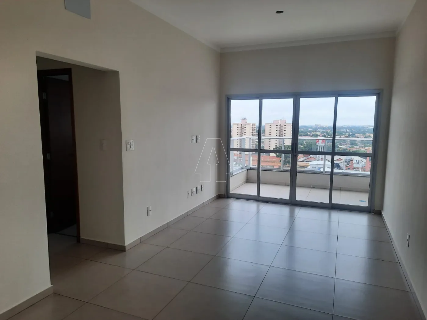 Comprar Apartamento / Padrão em Araçatuba R$ 480.000,00 - Foto 2