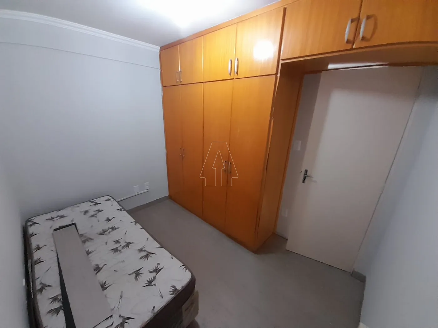 Alugar Apartamento / Padrão em Araçatuba R$ 1.050,00 - Foto 2
