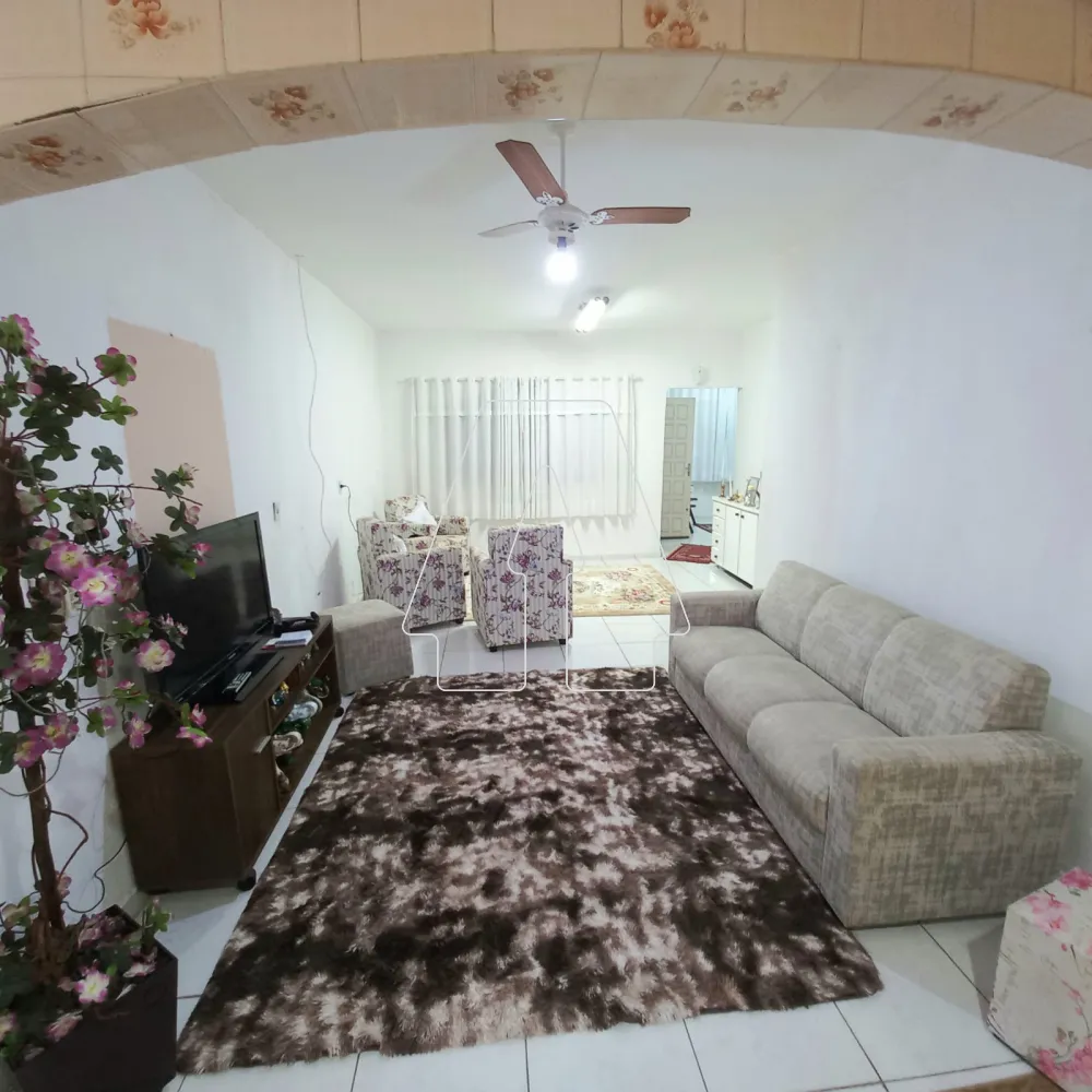 Comprar Casa / Residencial em Araçatuba R$ 400.000,00 - Foto 1