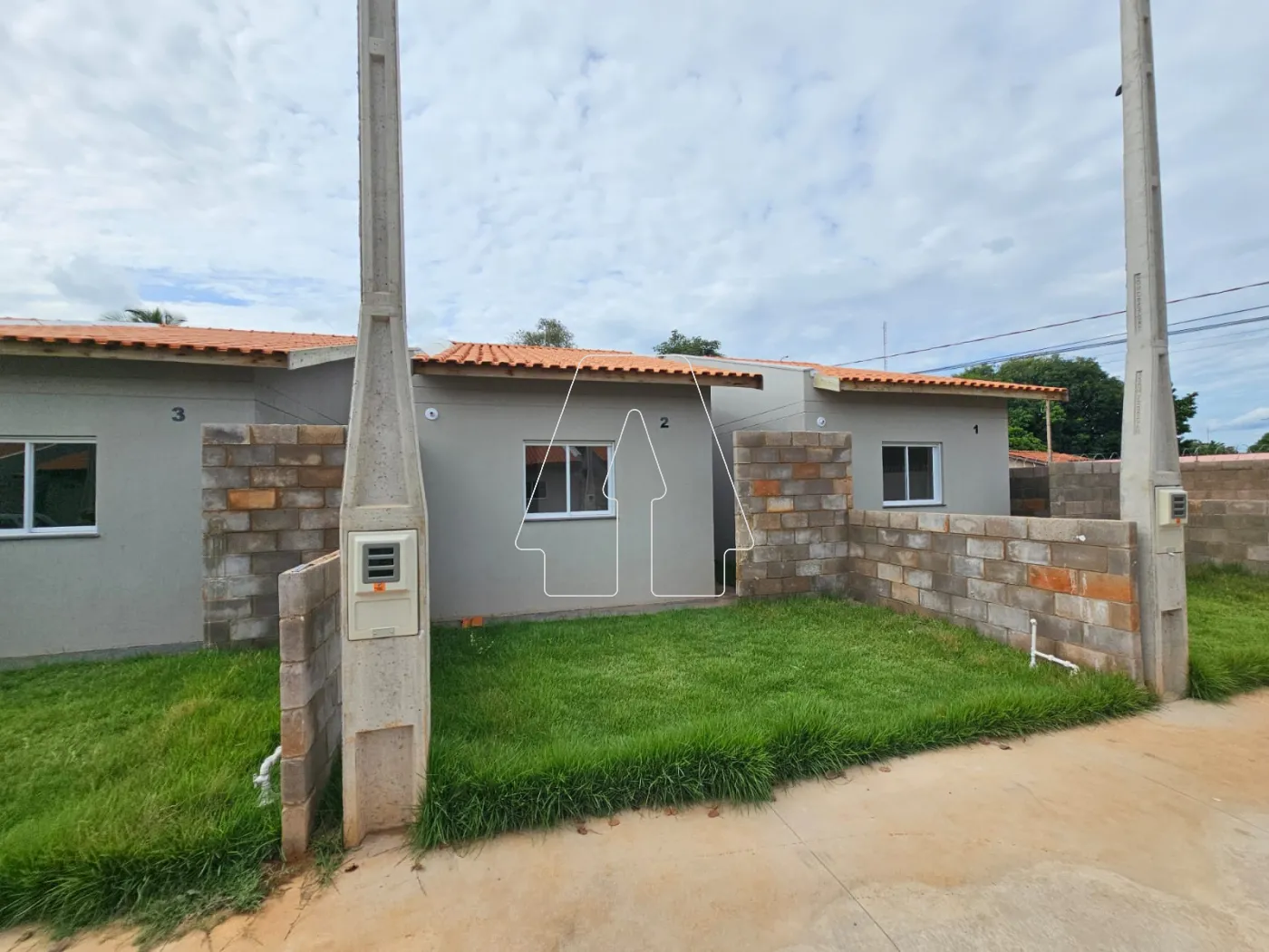 Alugar Casa / Condomínio em Araçatuba R$ 950,00 - Foto 4