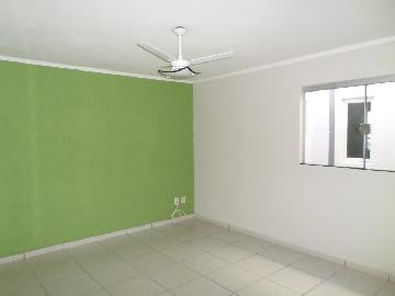 Alugar Casa / Residencial em Araçatuba. apenas R$ 1.200,00