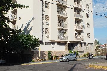 Alugar Apartamento / Padrão em Araçatuba. apenas R$ 1.200,00
