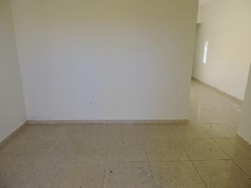 Alugar Apartamento / Padrão em Araçatuba. apenas R$ 170.000,00
