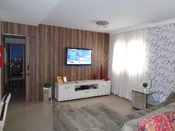 Alugar Apartamento / Padrão em Araçatuba. apenas R$ 2.000,00