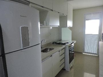 Alugar Apartamento / Padrão em Araçatuba. apenas R$ 2.600,00