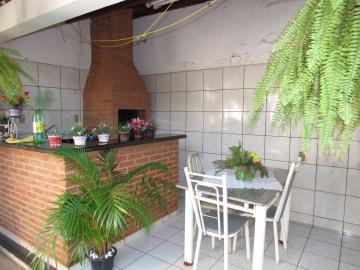 Alugar Casa / Residencial em Araçatuba. apenas R$ 590,79