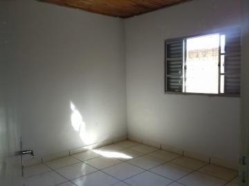 Alugar Casa / Residencial em Araçatuba R$ 650,00 - Foto 8