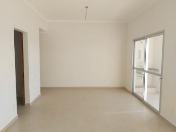 Alugar Apartamento / Padrão em Araçatuba. apenas R$ 540.000,00
