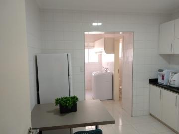 Alugar Apartamento / Padrão em Araçatuba. apenas R$ 1.550,00