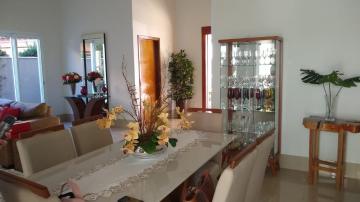 Alugar Casa / Condomínio em Araçatuba. apenas R$ 1.200.000,00