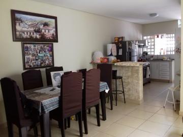Casa / Residencial em Araçatuba , Comprar por R$270.000,00