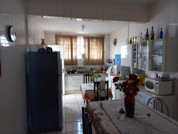 Apartamento / Padrão em Araçatuba , Comprar por R$(V) 250.000,00