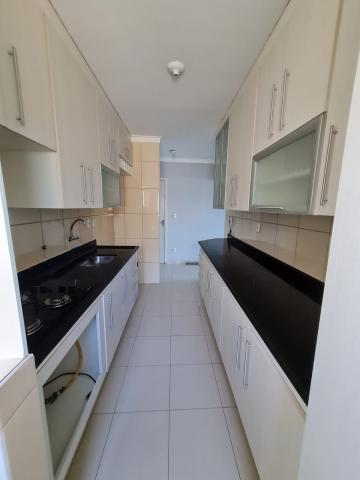 Apartamento / Padrão em Araçatuba , Comprar por R$(V) 170.000,00