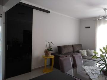 Alugar Apartamento / Padrão em Araçatuba. apenas R$ 470.000,00