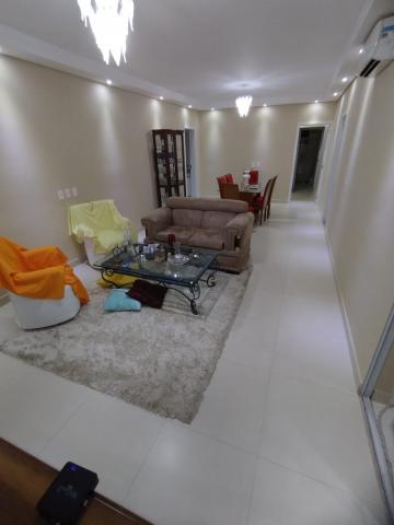 Apartamento / Padrão em Araçatuba , Comprar por R$(V) 399.000,00