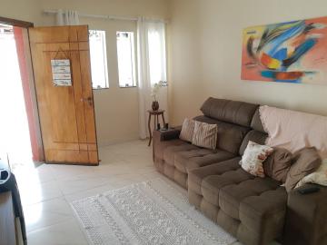 Alugar Casa / Residencial em Araçatuba. apenas R$ 400.000,00