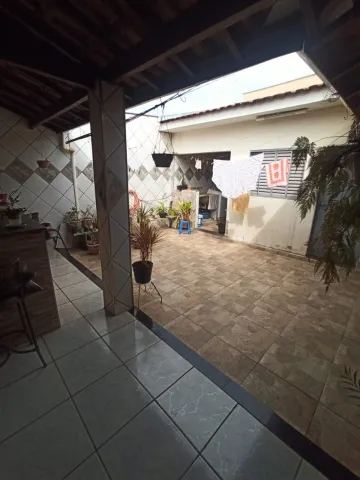 Alugar Casa / Residencial em Araçatuba. apenas R$ 520.000,00