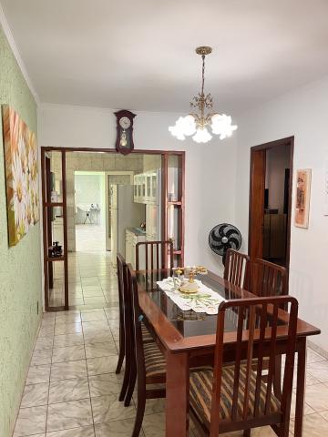 Alugar Casa / Residencial em Araçatuba. apenas R$ 370.000,00