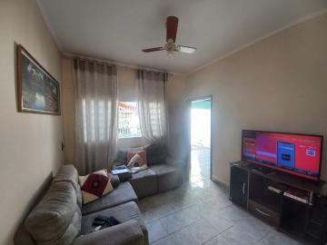 Alugar Casa / Residencial em Araçatuba. apenas R$ 320.000,00