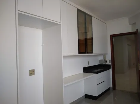Alugar Apartamento / Padrão em Araçatuba. apenas R$ 750,00