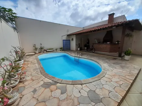 Alugar Casa / Residencial em Araçatuba. apenas R$ 485.000,00