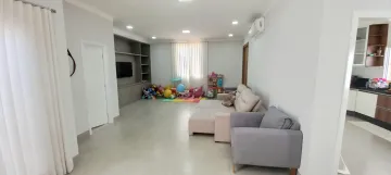 Casa / Residencial em Araçatuba , Comprar por R$(V) 690.000,00