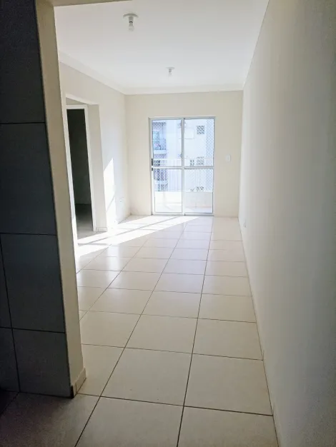 Alugar Apartamento / Padrão em Araçatuba. apenas R$ 720,00